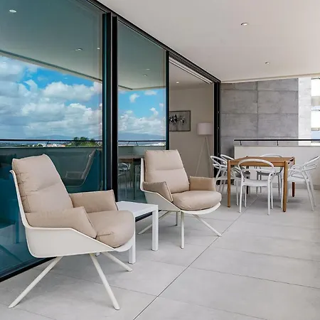 דירה Brand New Luxury Modern 3 Bed 3 Bath Apartment With Pool & Gym לאגוּ‏ש